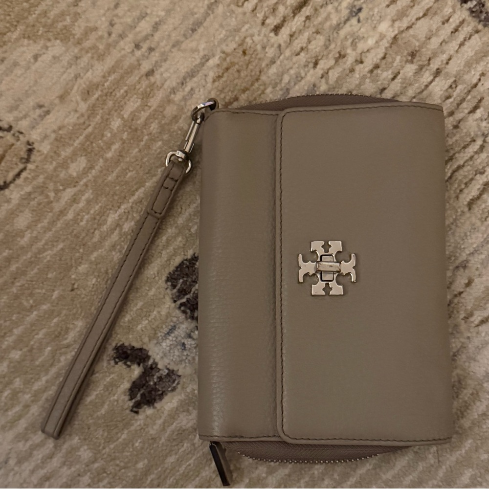 Tory Burch Wristlet Wallet